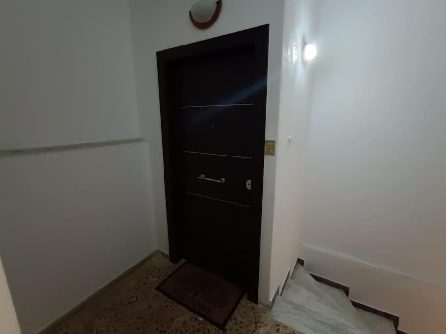 Athens Sky Suites 1 Piraeus Luaran gambar